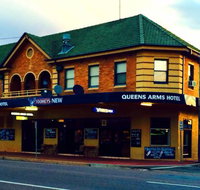 Queens Arms Hotel - ACT Tourism