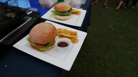 Bushland Beach Tavern - ACT Tourism 0