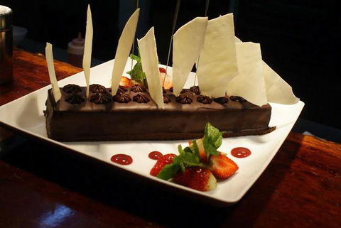 Jacobs Well Bayside Tavern - ACT Tourism 1