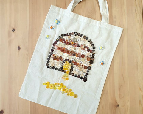 Create A Button Tote - ACT Tourism 0