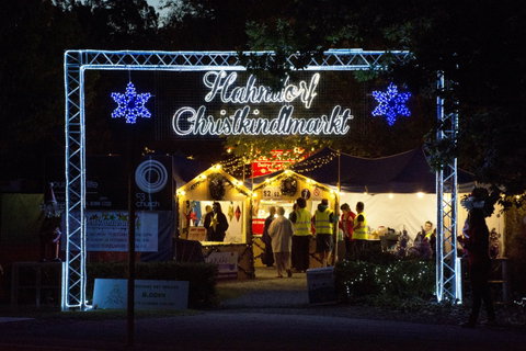 Hahndorf Christmas Market Walking Tours - ACT Tourism 0