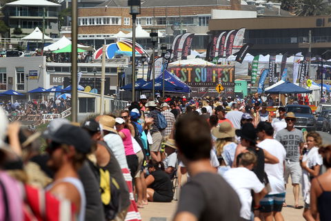 Surfest Newcastle Australia - ACT Tourism 2