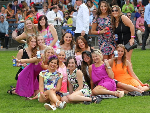 Albury Racing Club Boxing Day Races - ACT Tourism 2