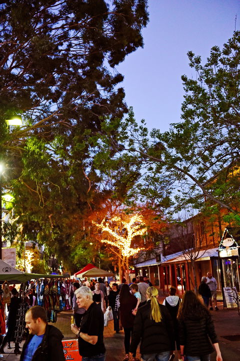 Alice Springs Town Council Night Markets - ACT Tourism 0