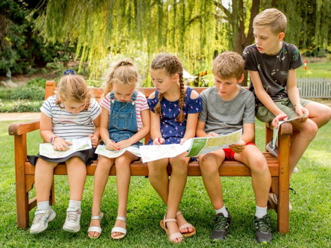 Mega Creatures At Hunter Valley Gardens - Postponed - ACT Tourism 1