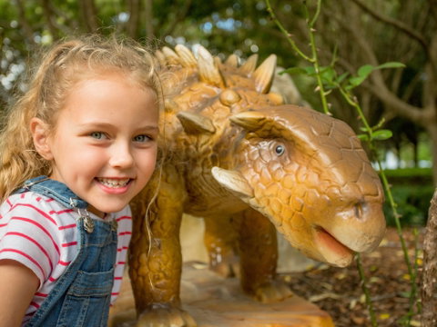 Mega Creatures At Hunter Valley Gardens - Postponed - ACT Tourism 2