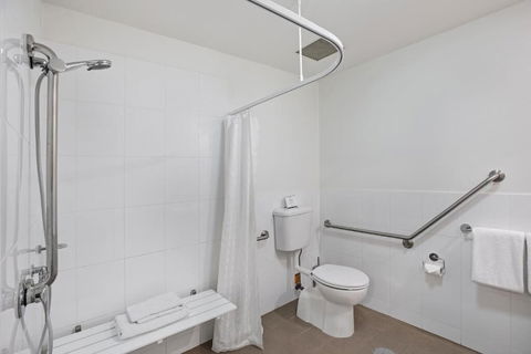 Quest Mawson Lakes - ACT Tourism 4