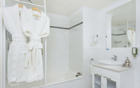 Pacific Suites Canberra - ACT Tourism 6