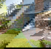 Glen Eden Beach Resort - ACT Tourism