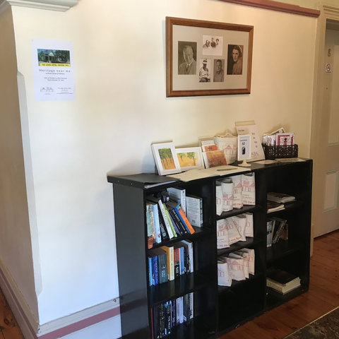 Lodge Outback Motel - ACT Tourism 4