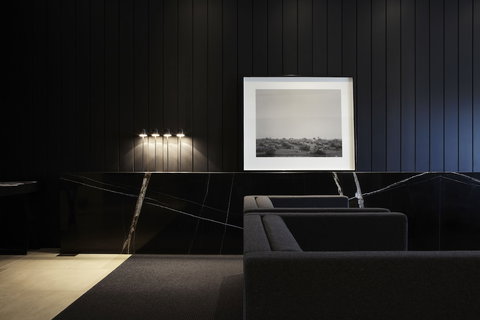 Burbury Hotel & Apartments - ACT Tourism 2