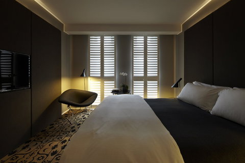 Burbury Hotel & Apartments - ACT Tourism 4