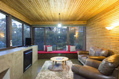 DULC Cabins - ACT Tourism 5