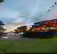 The Huskisson - ACT Tourism