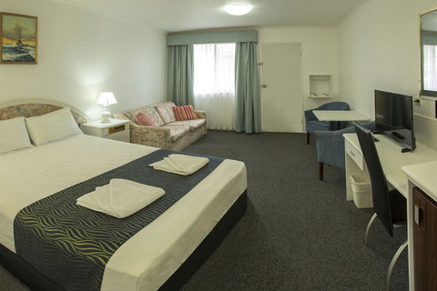 Calico Court Motel - ACT Tourism 4
