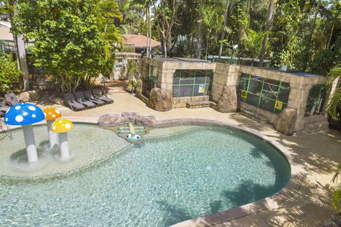 Ashmore Palms Holiday Village - ACT Tourism 3