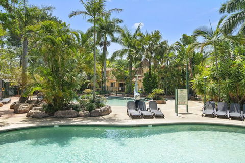 Ashmore Palms Holiday Village - ACT Tourism 5