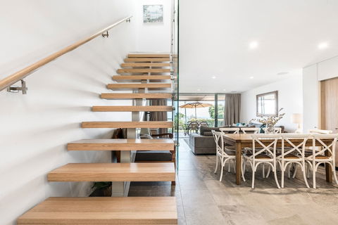 A Perfect Stay - 11 James Cook Apartments - ACT Tourism 5