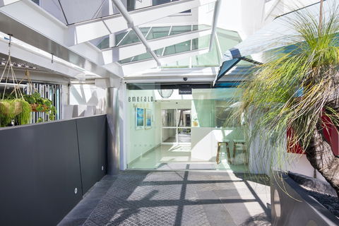 The Emerald Resort Noosa - ACT Tourism 0