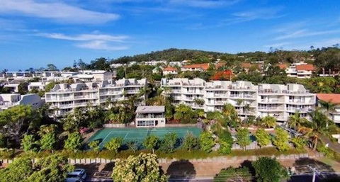 Noosa Hill Resort - ACT Tourism 0