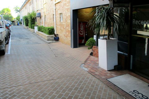 Cronulla Motor Inn - ACT Tourism 4