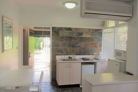 Cronulla Motor Inn - ACT Tourism 7