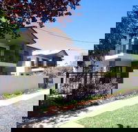 Charles Sturt Suites  Apartments - ACT Tourism