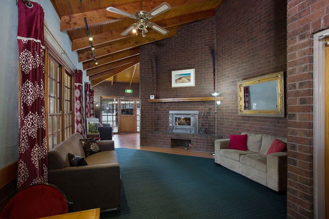 Goldfields Motel - ACT Tourism 3
