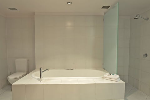 Zero Davey Boutique Apartment Hotel - ACT Tourism 4