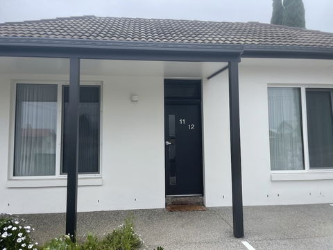 Botanic Apartments, Warrnambool - ACT Tourism 1