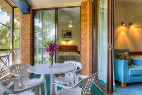 Vacation Village - ACT Tourism 4