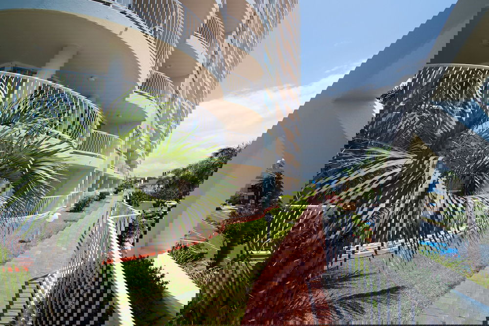 Rainbow Bay QLD ACT Tourism