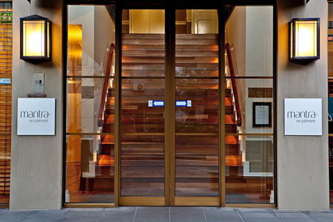 Mantra On Jolimont - ACT Tourism 6