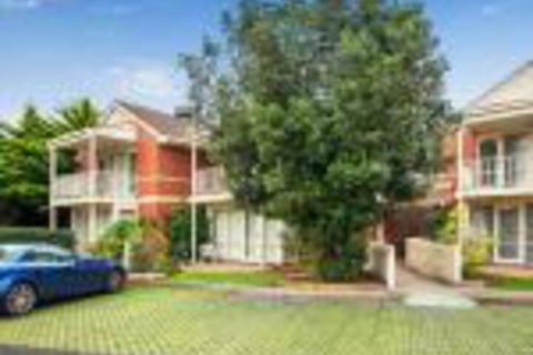Alphington Serviced Apartments - ACT Tourism 0