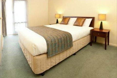 Alphington Serviced Apartments - ACT Tourism 5