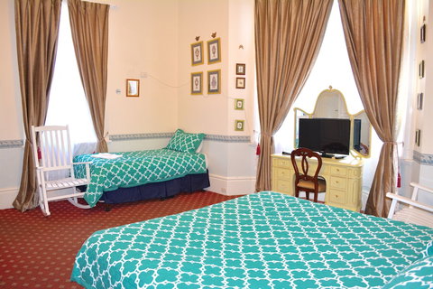 Toorak Manor - ACT Tourism 3