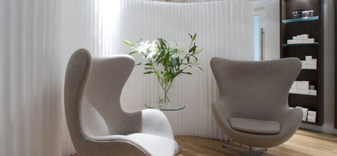 Brassey Hotel - ACT Tourism 5