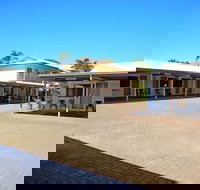 Cascade Motel In Townsville - ACT Tourism