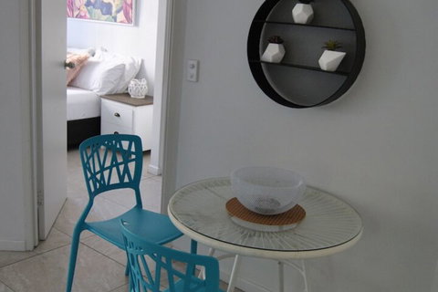 Budds Beach Apartments - ACT Tourism 6