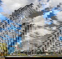 Meriton Suites Broadbeach Gold Coast - ACT Tourism