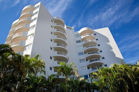 Surf Parade Resort - ACT Tourism 1