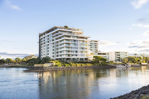 ULTIQA Freshwater Point Resort - ACT Tourism 0