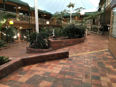 Mayfair Plaza Motel - ACT Tourism 3