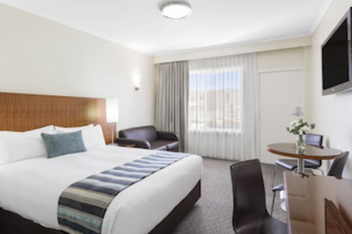 Oaks Estate NSW ACT Tourism
