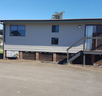Bentley Waterfront Motel  Cottages - ACT Tourism