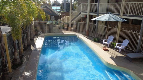 Abel Tasman Waterfront Motel - ACT Tourism 1