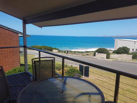 Neptune At Port Elliot - ACT Tourism 3