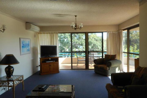 Placid Waters Holiday Apartments - ACT Tourism 4