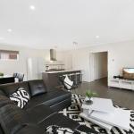 Palm Grove Beach House Dromana - ACT Tourism 0