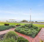 By The Sea Franklin Beachfront Apartment WiFi - ACT Tourism